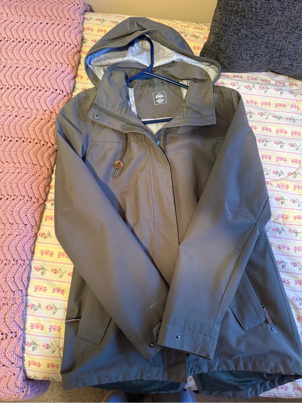 Women’s McKinley spring jacket (small)